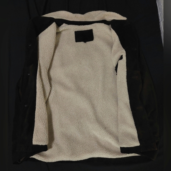 Warm Fashion Jacket - Picture 3 of 4